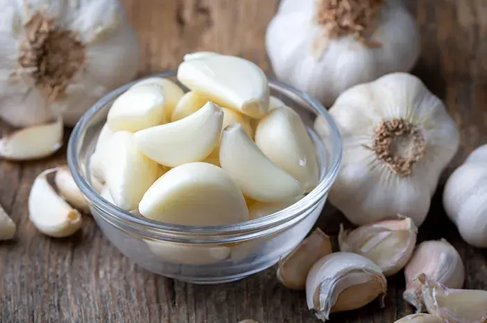 BAWANG PUTIH